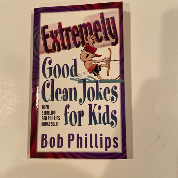 “Extremely Good Clean Jokes for Kids,” Paperback - Picture 1 of 2